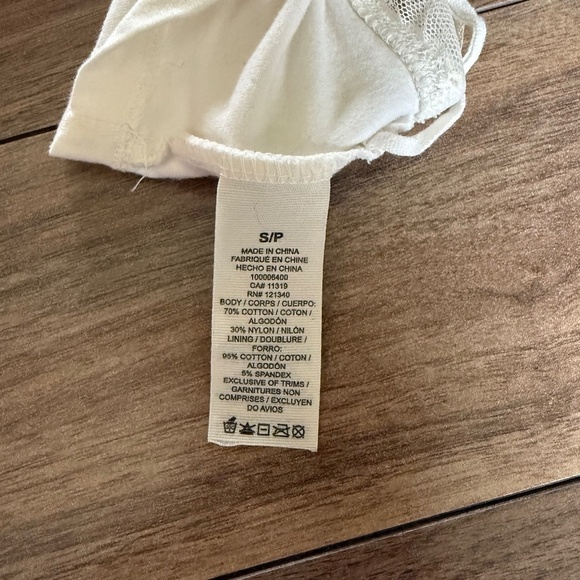 Garage|  Small  | Southern Belle White Lace Strapless Micro Tube Top - Picture 5 of 6